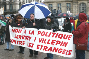 Manifestation �  Grenoble contre la loi Sarkozy